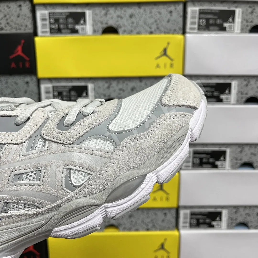 아식스 [GX] 젤 NYC 1203A663-101 200531 Asics Gel-NYC Cream Cloud Grey 상세 이미지 3