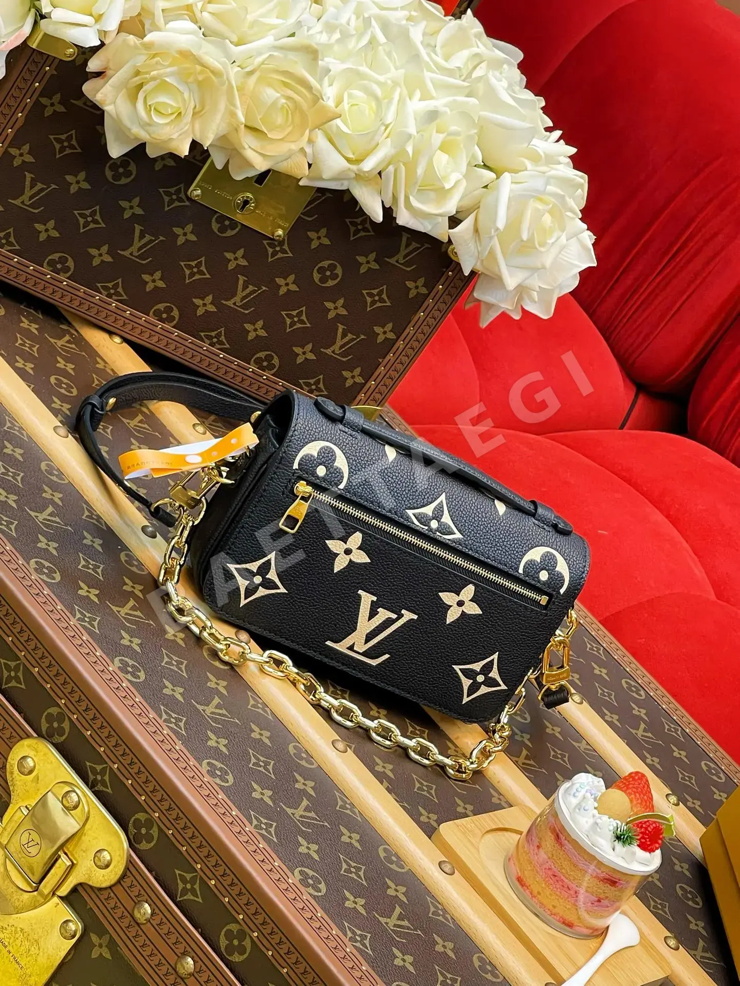 루이비통 포쉐트 메티스 이스트웨스트 가방 M46596 상세 이미지 5