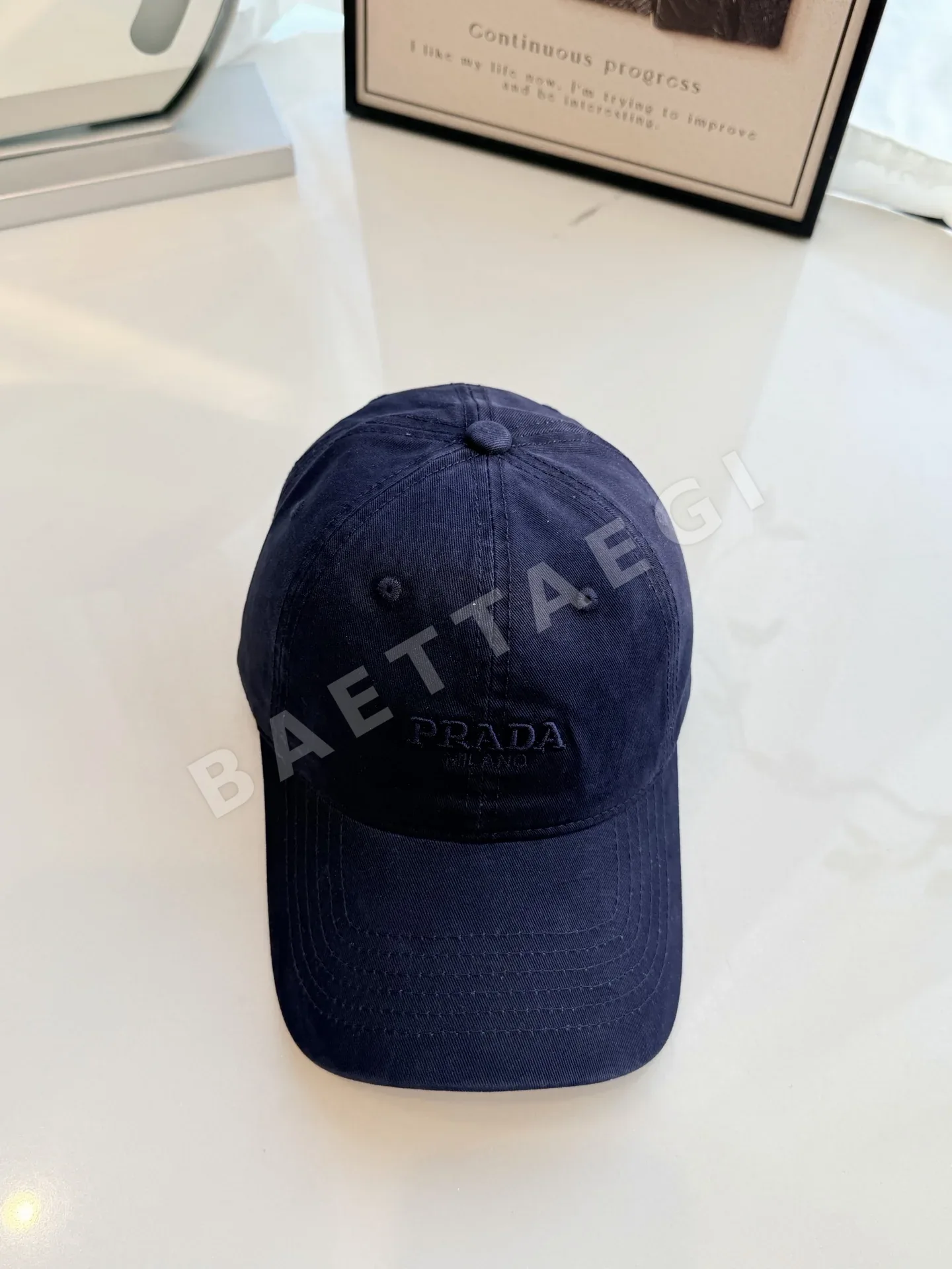 프라다 베이스볼 캡 84946