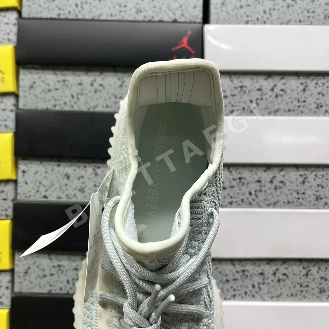 아디다스 [XQ] 이지 부스트 350 V2 FW5317 200760 Adidas Yeezy Boost 350 V2 Cloud White 상세 이미지 2