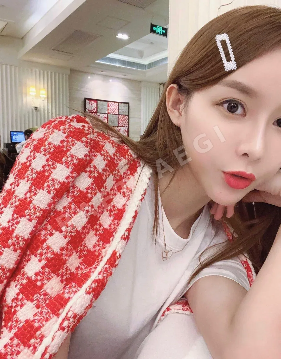 반클리프앤아펠 Vca 투 버터플라이 로즈 골드 다이아몬드 목걸이 상세 이미지 3