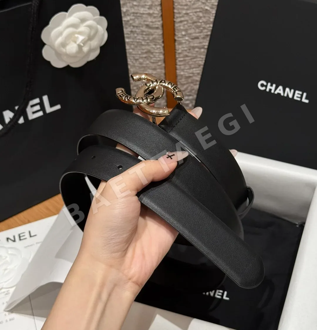 샤넬 클래식 더블 C 메탈 버클 가죽 벨트 상세 이미지 2