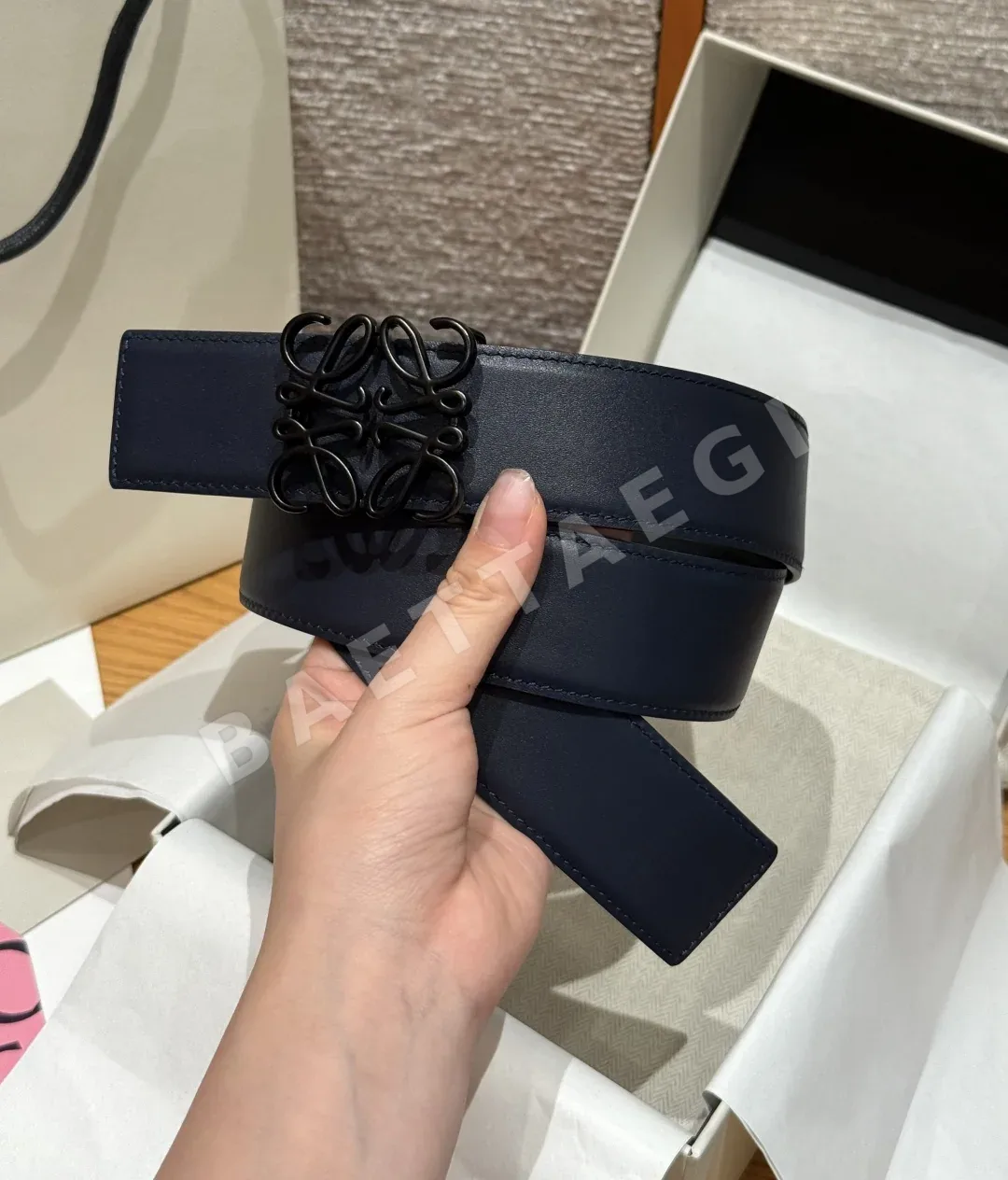 로에베 아나그램 양면 가죽 벨트 상세 이미지 3