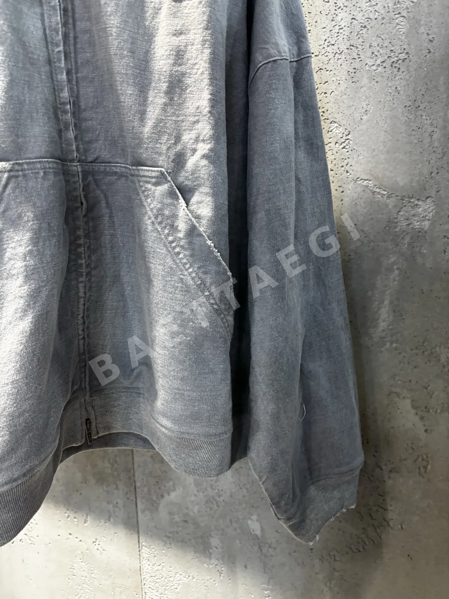 발렌시아가 남성 자켓 상세 이미지 7