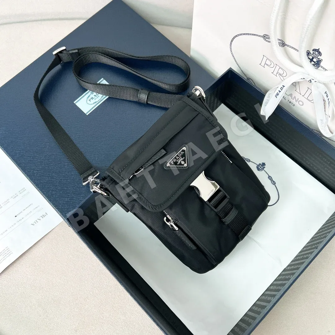 프라다 사피아노 가죽 스마트폰 숄더백 2ZT086