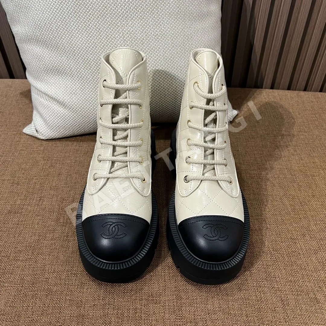 샤넬 부츠 카프스킨 퀼팅 187142