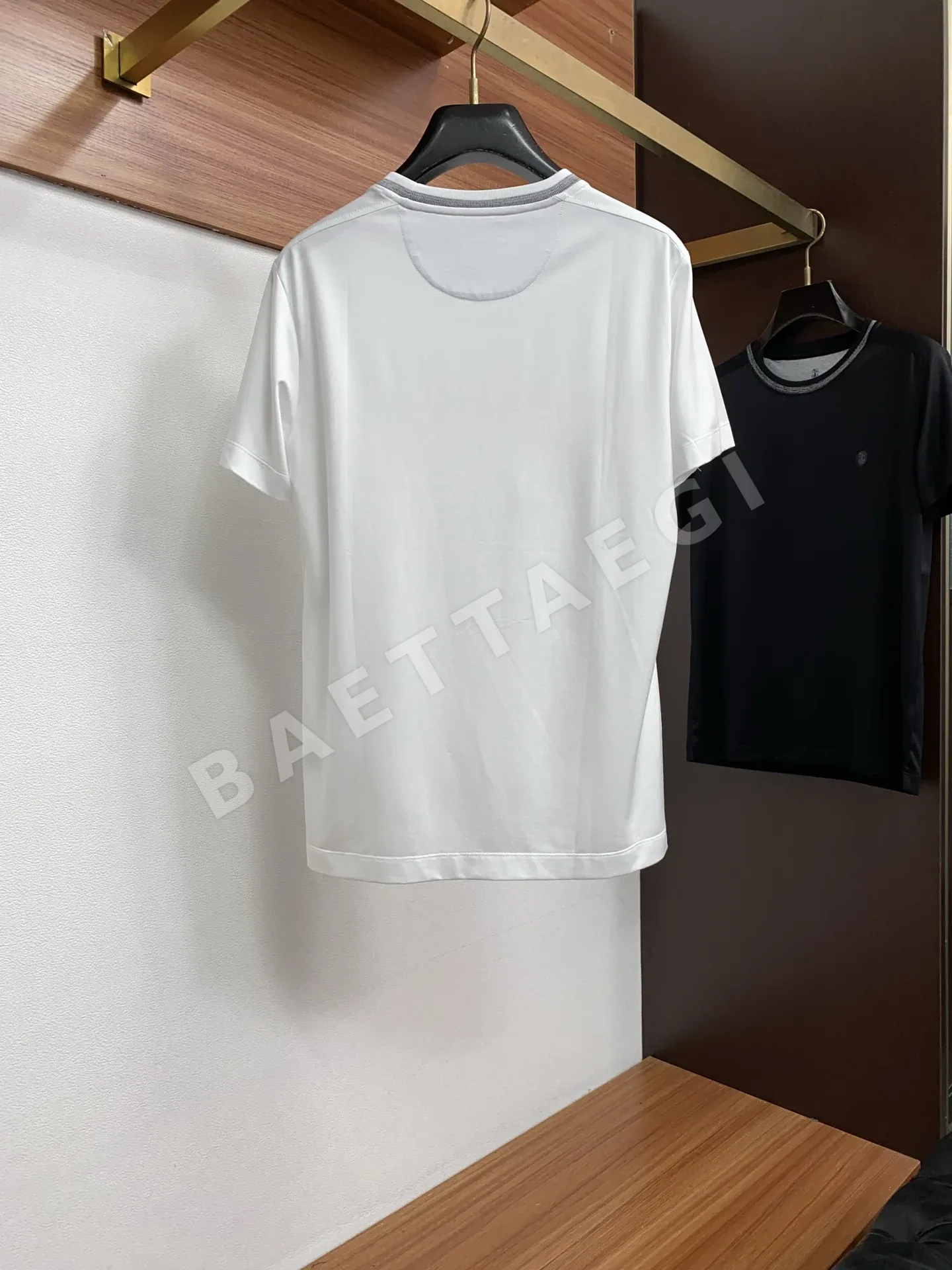 브루넬로쿠치넬리 남성 크루넥 반팔 티셔츠 상세 이미지 9