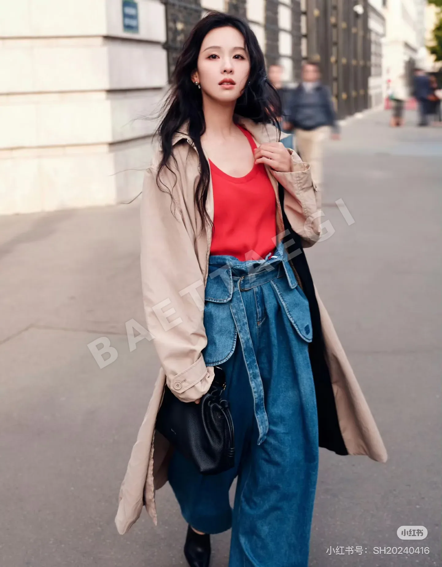 로에베 진한 블루 데님 와이드 핏 바지 상세 이미지 6