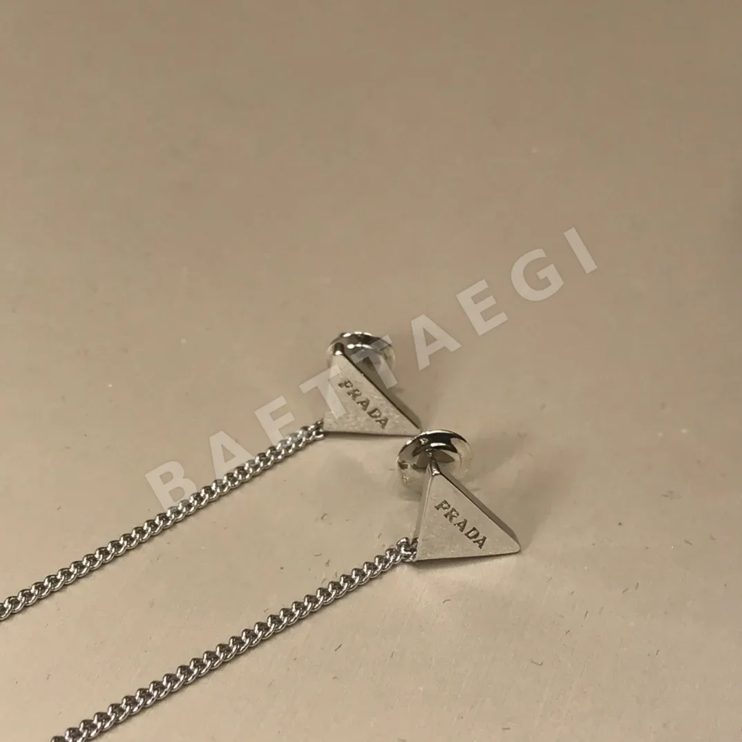 프라다 귀걸이 71451 Prada Earrings 상세 이미지 5