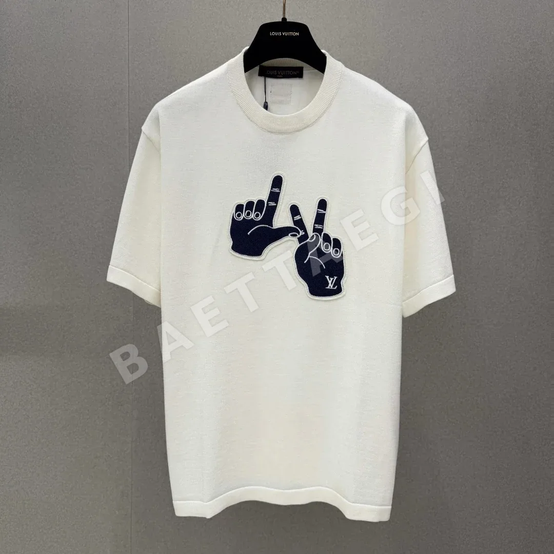 루이비통 LV 핸드 자수 반팔 티셔츠 113898