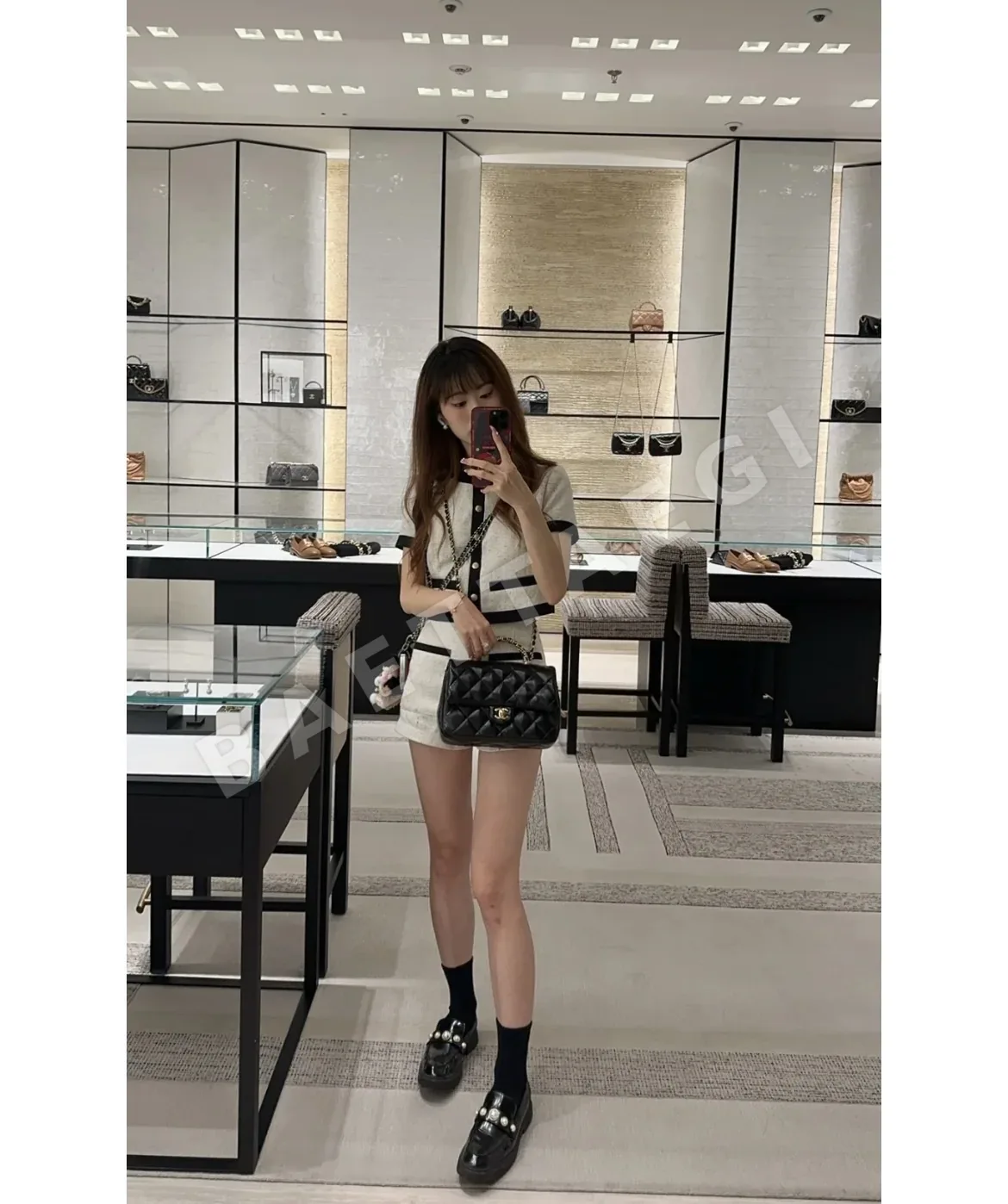 샤넬 24B 블랙 램스킨 체인백 라지 24B 상세 이미지 3