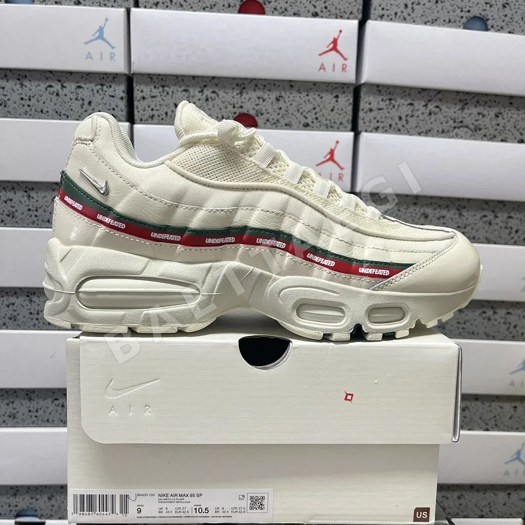 나이키 [KZ2.0] 에어 맥스 95 SP IB4453-100 201214 Nike Air Max 95 SP Undefeated Sail