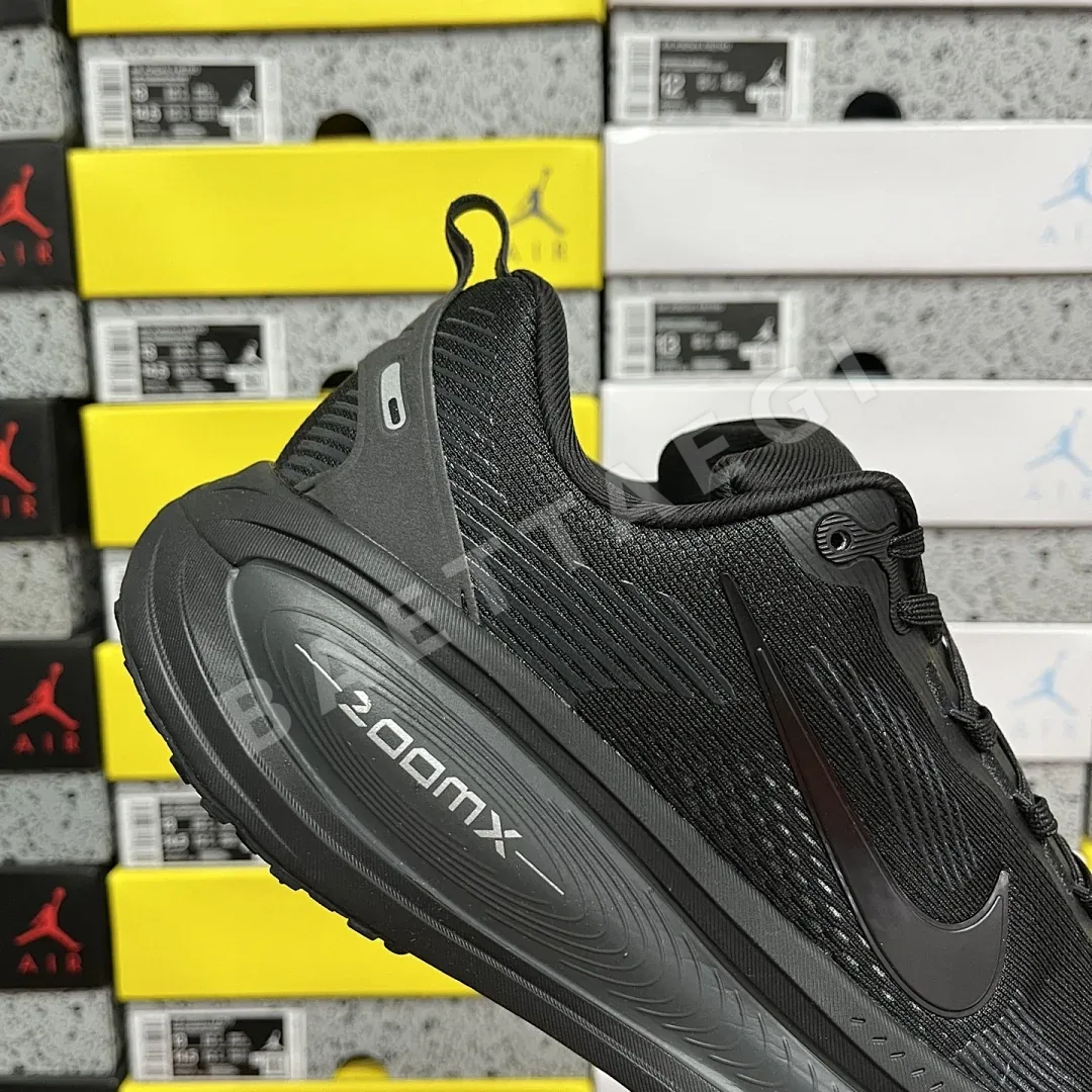나이키 줌 보메로 18 HM6803-005 201103 Nike Zoom Vomero 18 상세 이미지 10