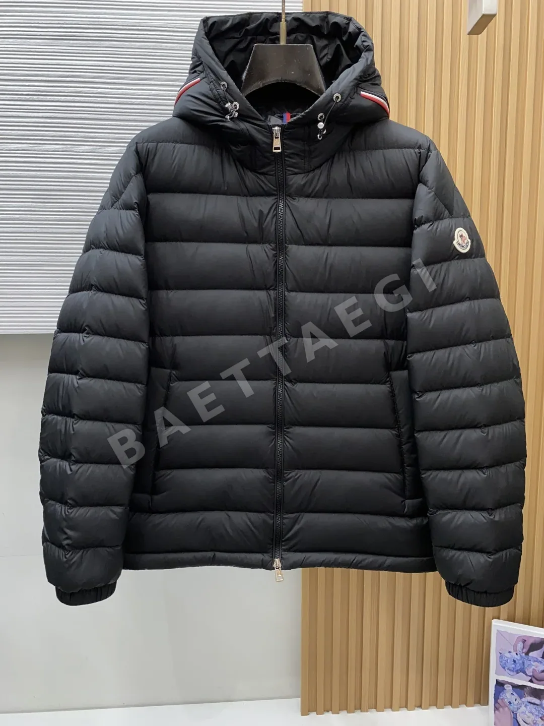 몽클레르 후드 남성 다운 패딩 재킷 204683