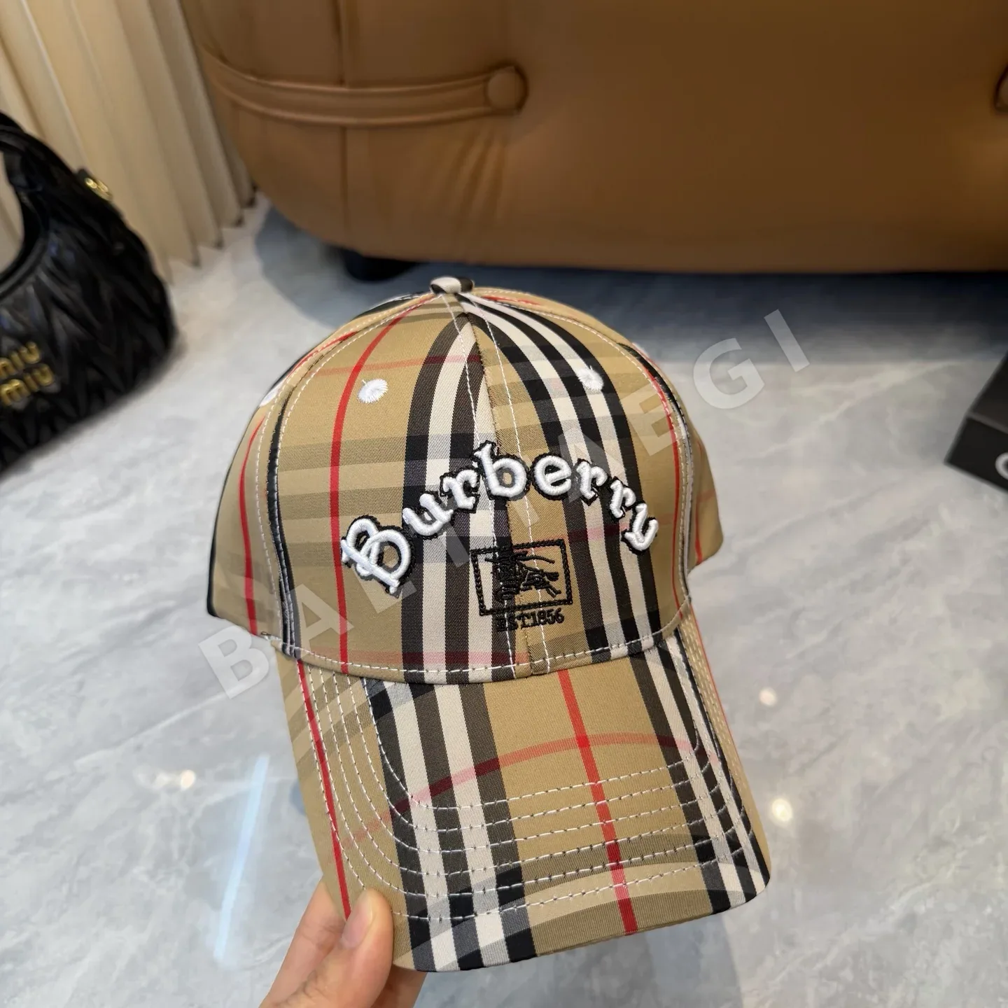 버버리 베이스볼 캡 상세 이미지 2