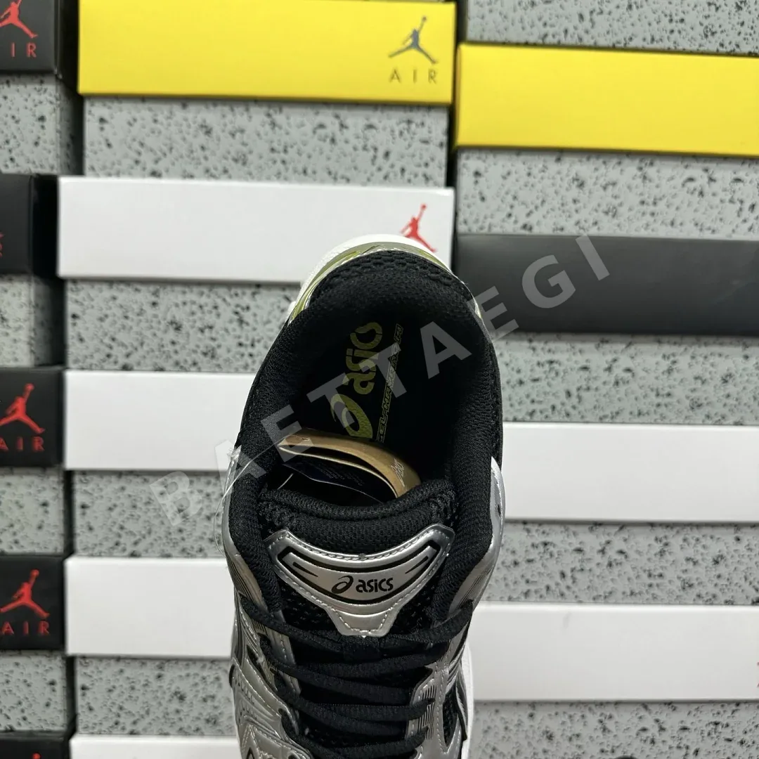 아식스 [LZ] 젤 카야노 14 1203A537-001 200566 Asics Gel-Kayano 14 Black Lemon Spark 상세 이미지 4