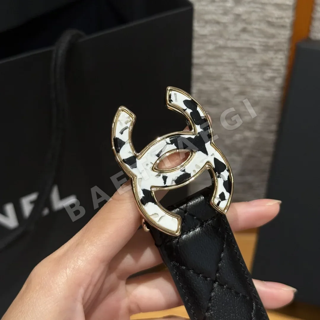 샤넬 더블 C 메탈 로고 램스킨 벨트 상세 이미지 6