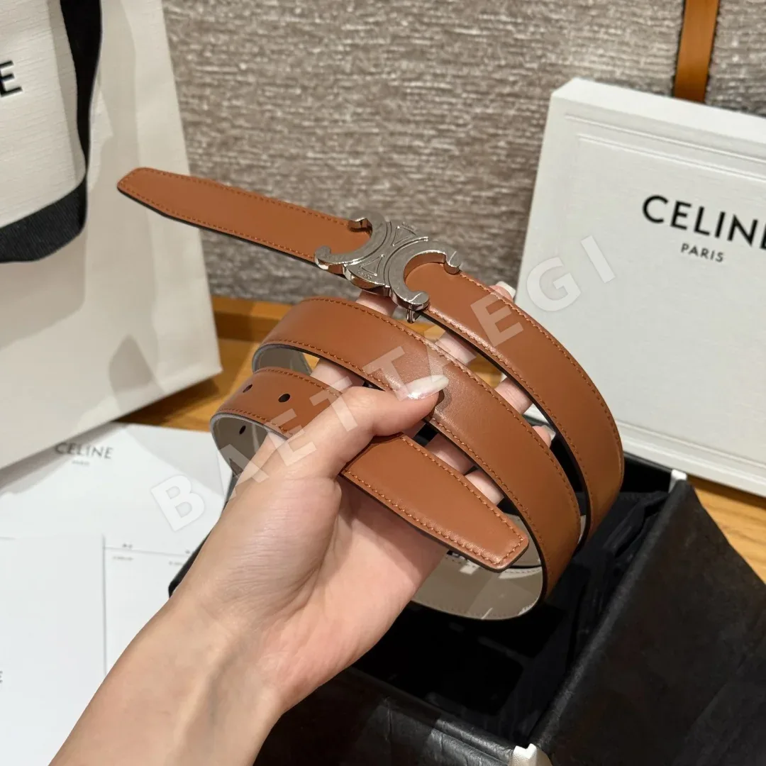 셀린느 ALIX 미디엄 리버시블 소가죽 벨트 상세 이미지 3
