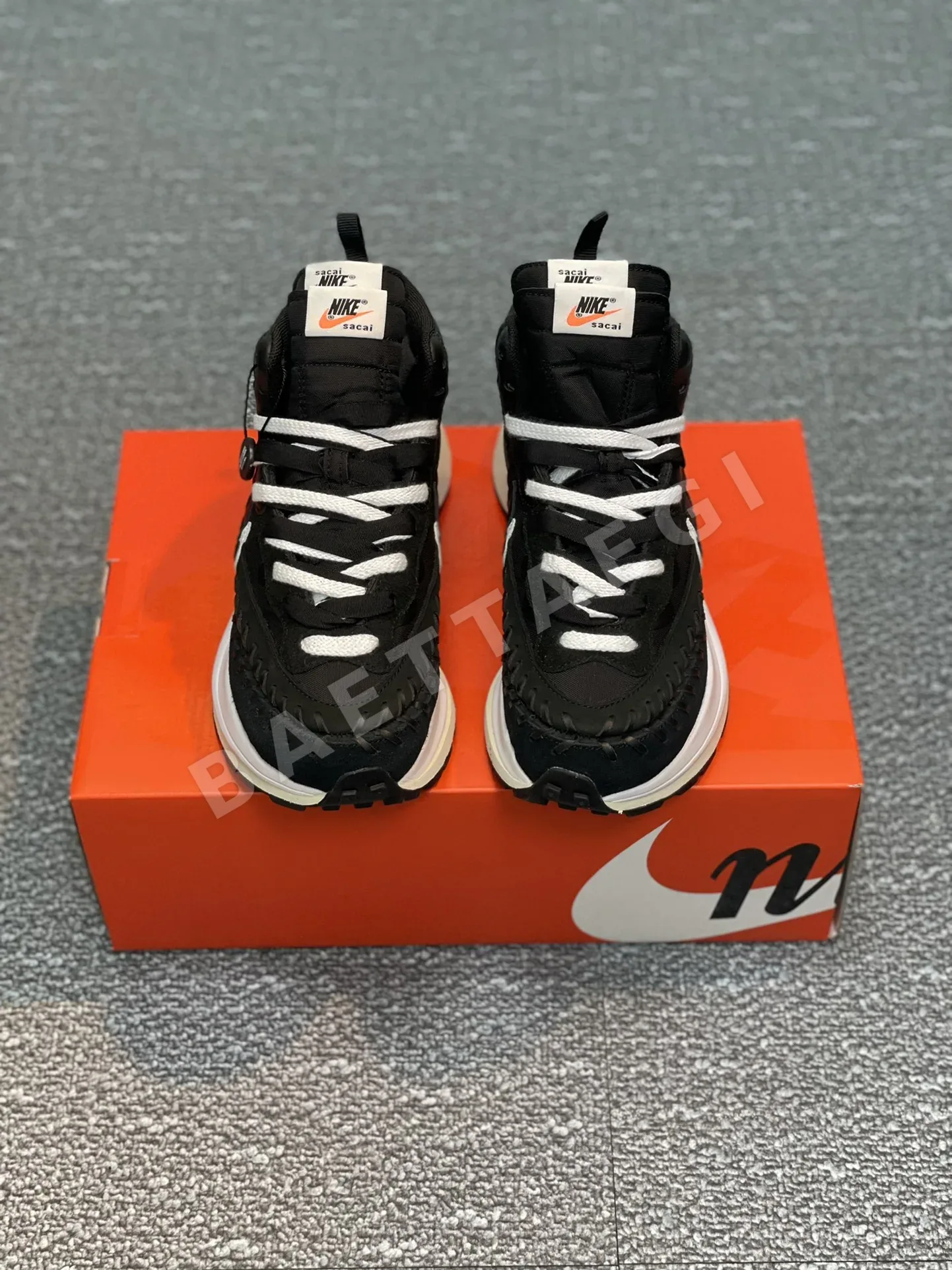 나이키사카이 베이퍼와플 블랙 플랫폼 러닝화 DH9186-001 상세 이미지 6