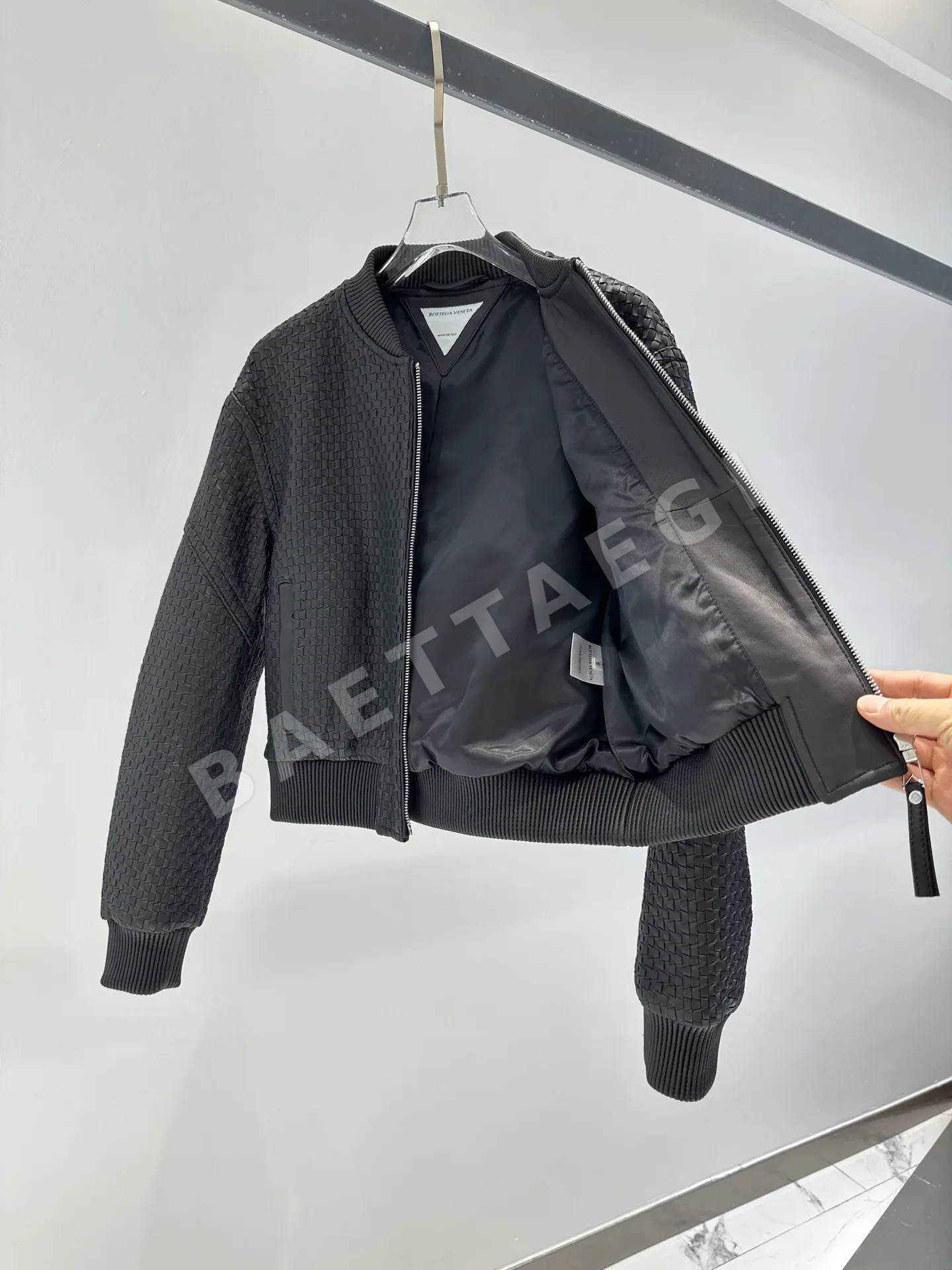 보테가베네타 램스킨 직조 여성 자켓 상세 이미지 3