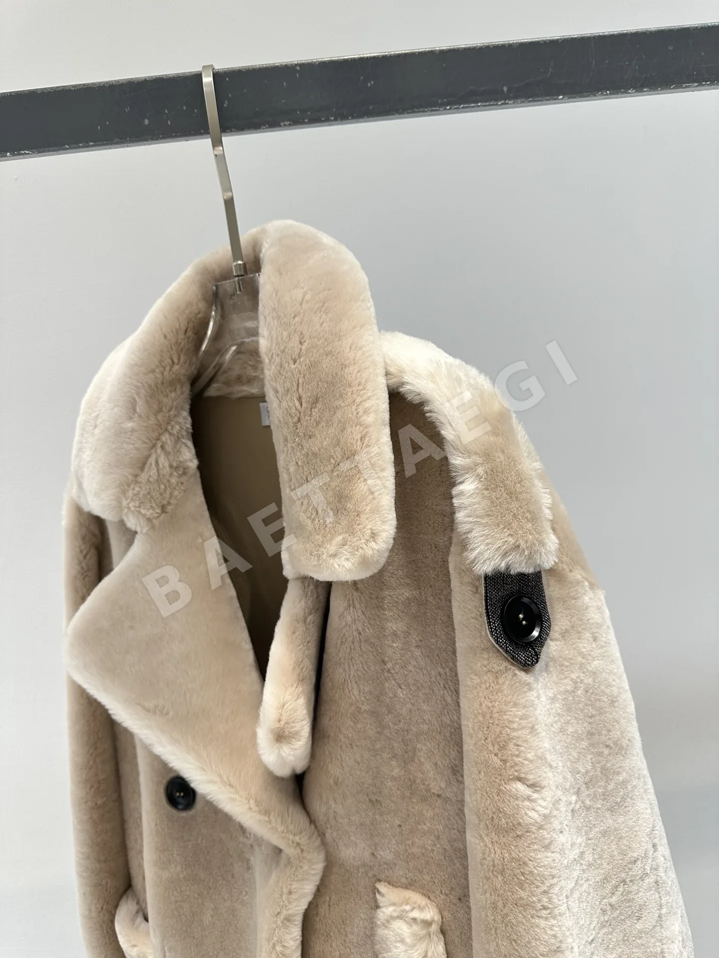 브루넬로쿠치넬리 엘리펀트 램스킨 퍼 코트 상세 이미지 7