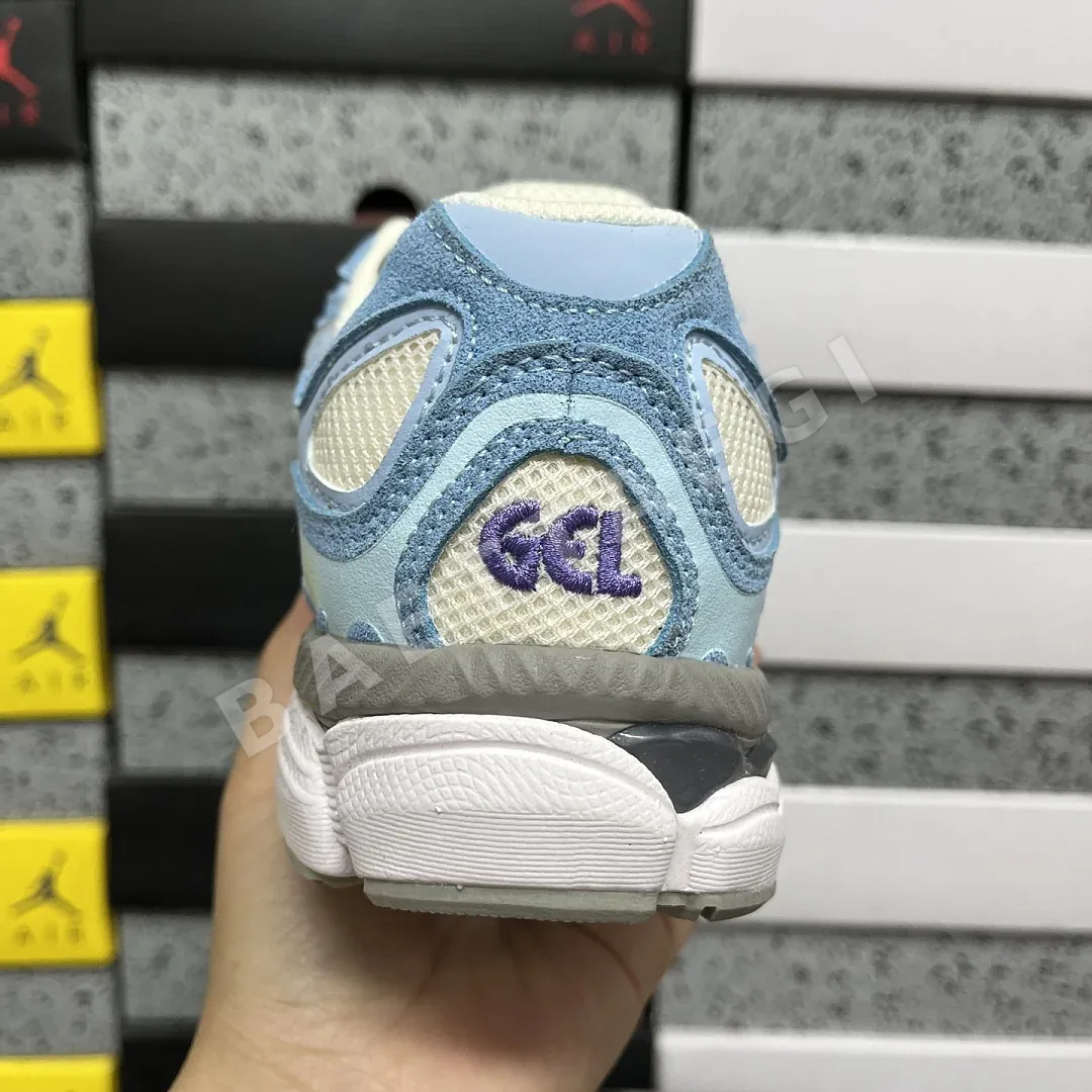 아식스 [RT] 젤 NYC 1203A383-107 200361 Asics Gel-NYC Cream Arctic Sky 상세 이미지 7