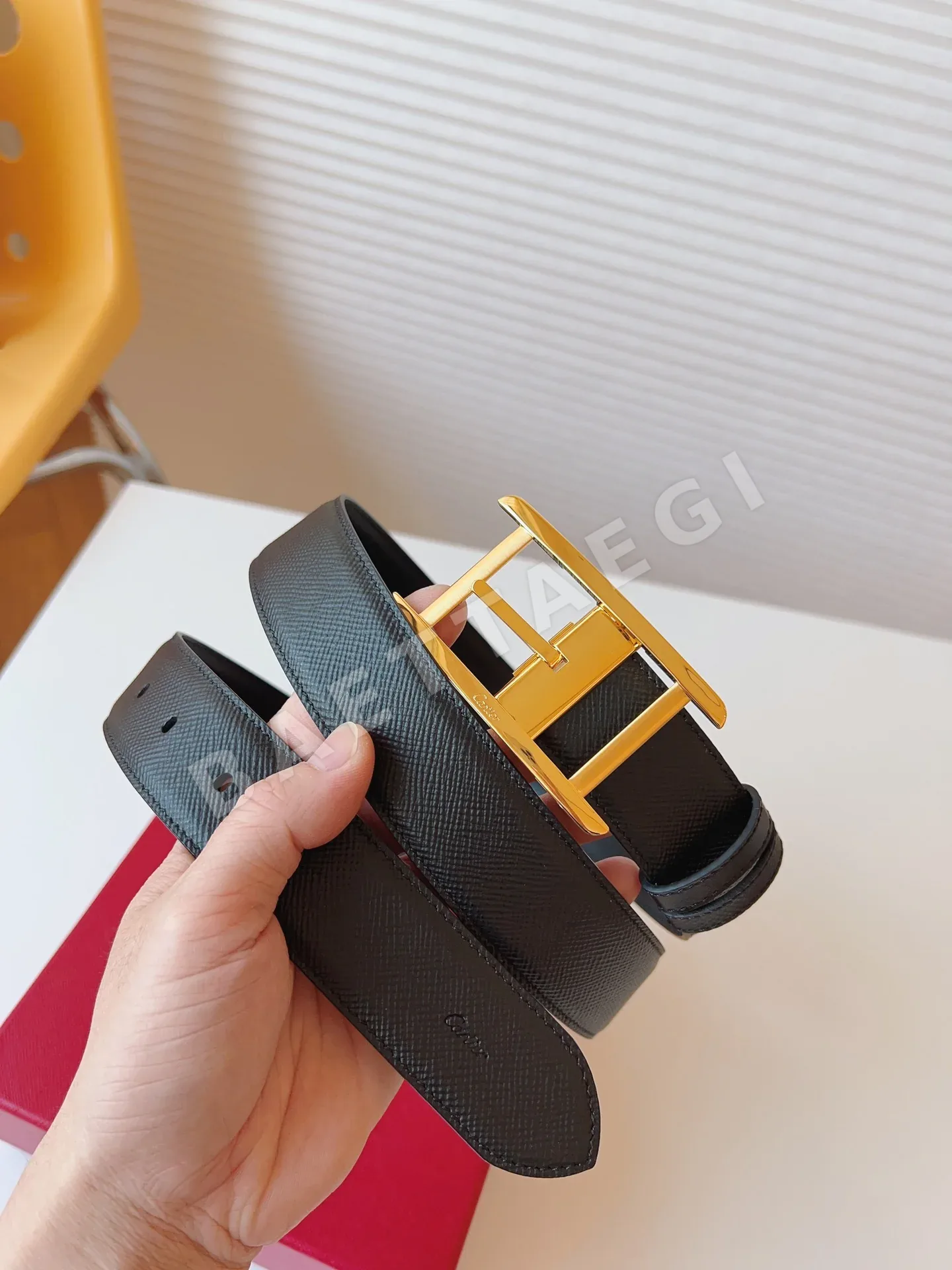 까르띠에 클래식 벨트 57179