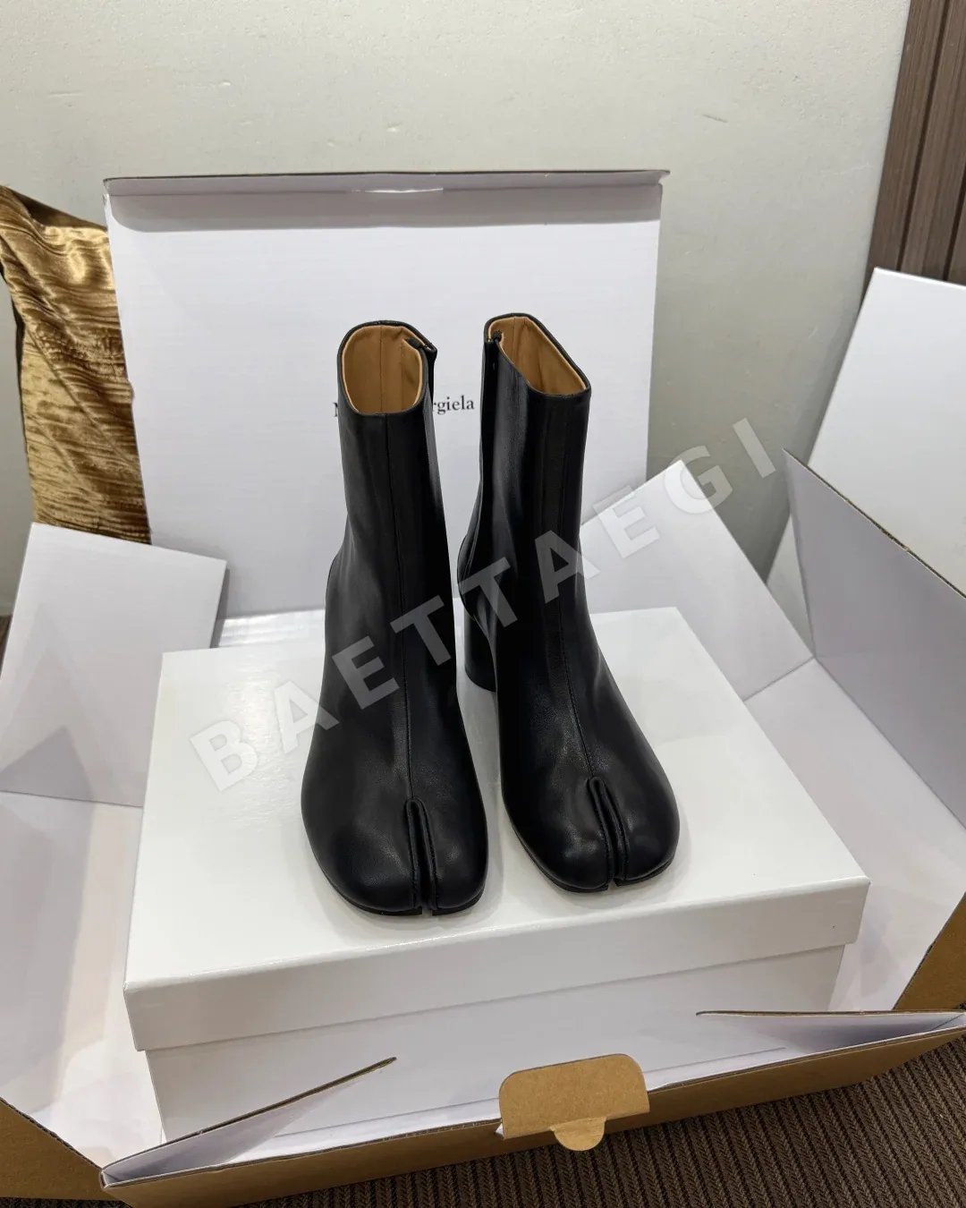마르지엘라 타비 레더 앵클 부츠 상세 이미지 2