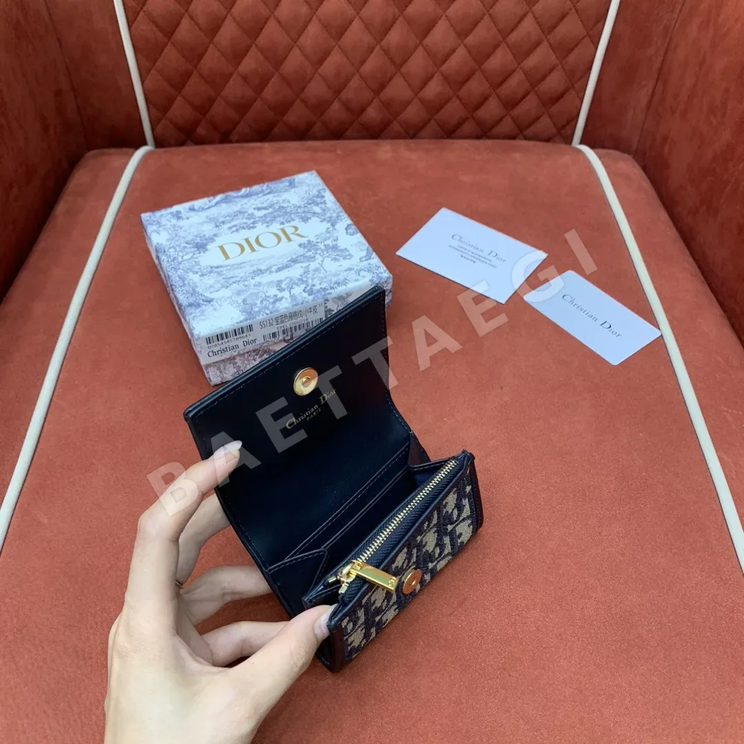 디올 카로 카드 지갑 상세 이미지 7