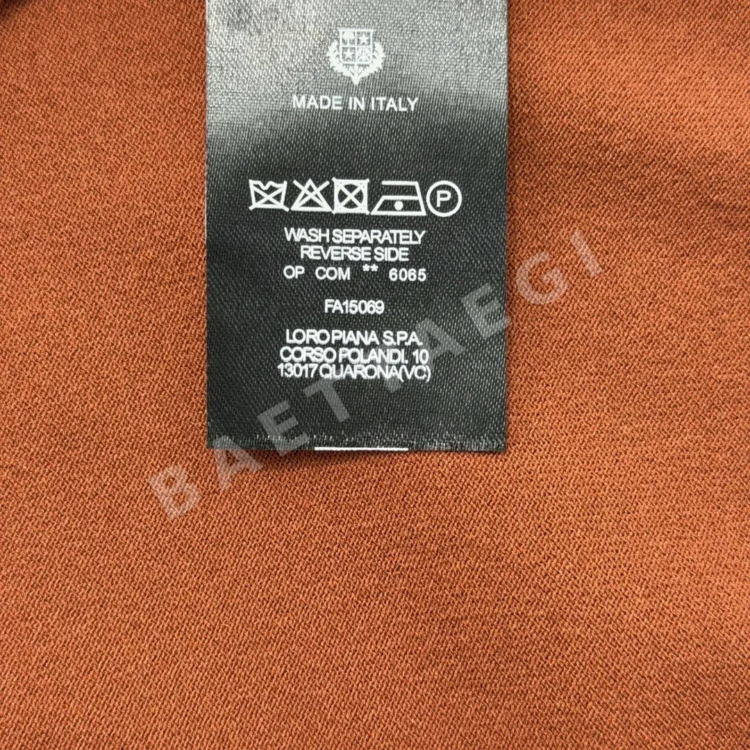 로로피아나 자수 장식 폴로 카라 니트 반팔 티셔츠 상세 이미지 9