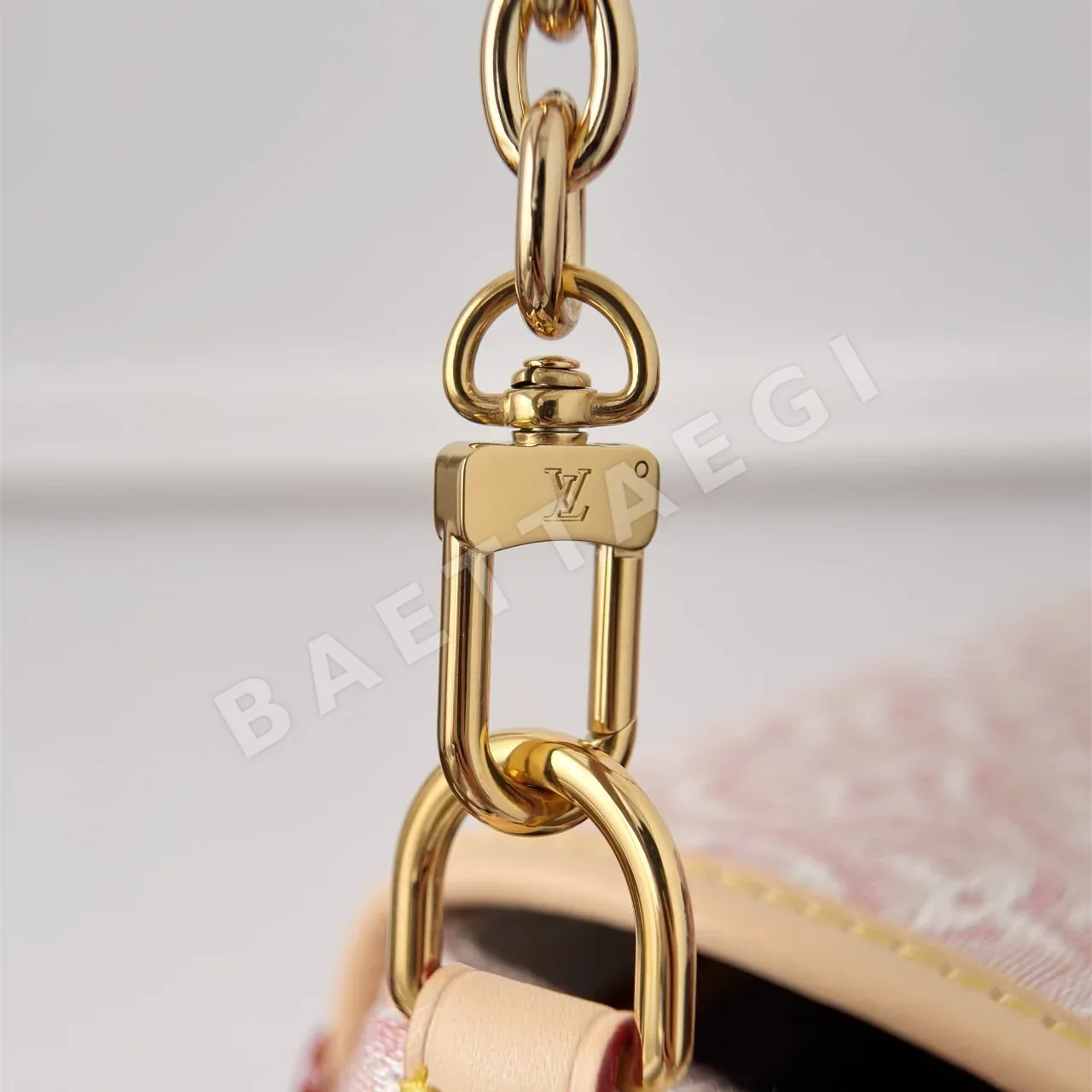 루이비통 오디세이 스몰 엠보스 가방 M29974 상세 이미지 5