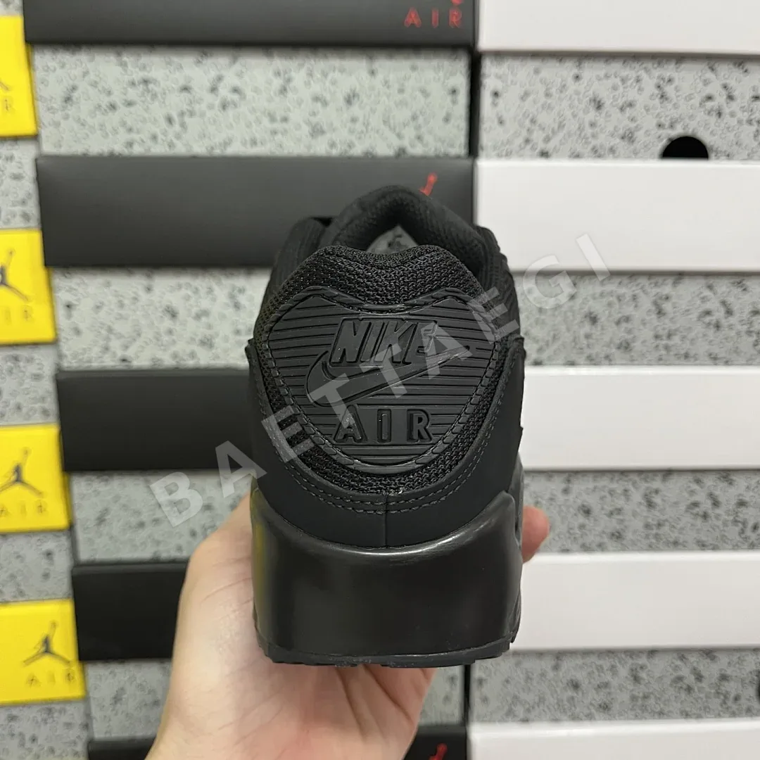 나이키 [MAX] 에어 맥스 90 CN8490-003 201058 Nike Air Max 90 Recraft Triple Black 상세 이미지 4