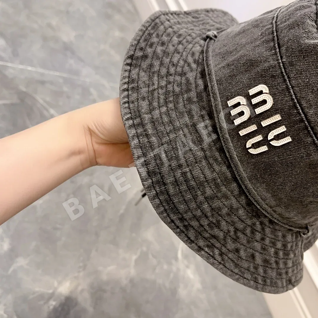 미우미우 모자 81158 Miu Miu Cap 상세 이미지 6