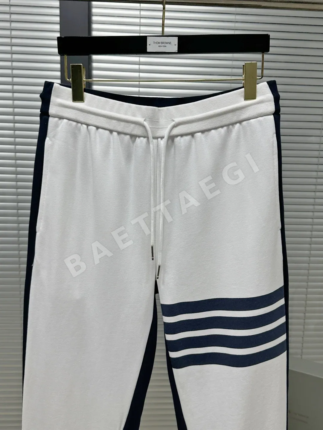톰브라운 남성 바지 159494 Thom Browne Pants 상세 이미지 3