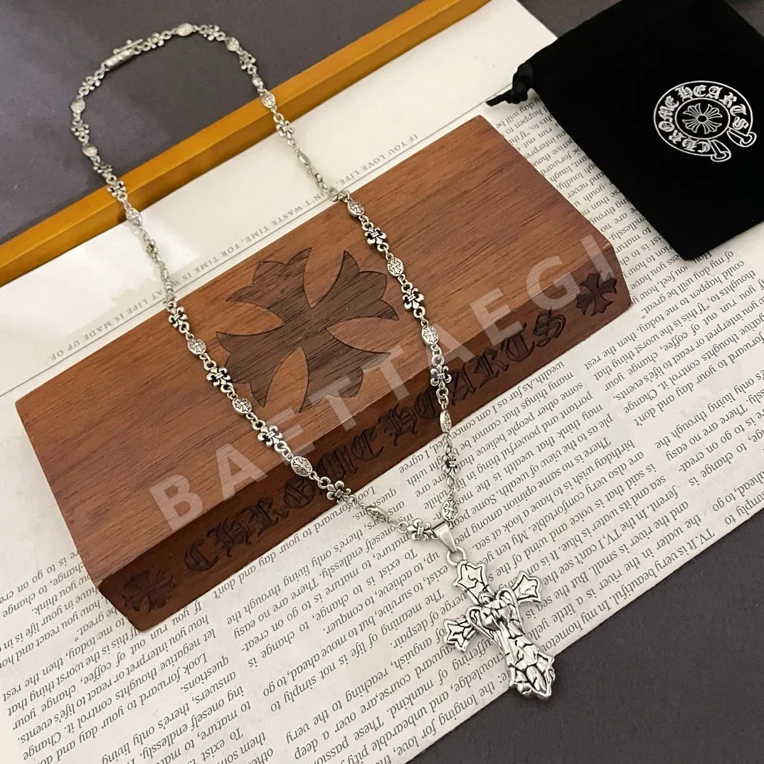 크롬하츠 크로스 플라워 펜던트 목걸이 상세 이미지 6