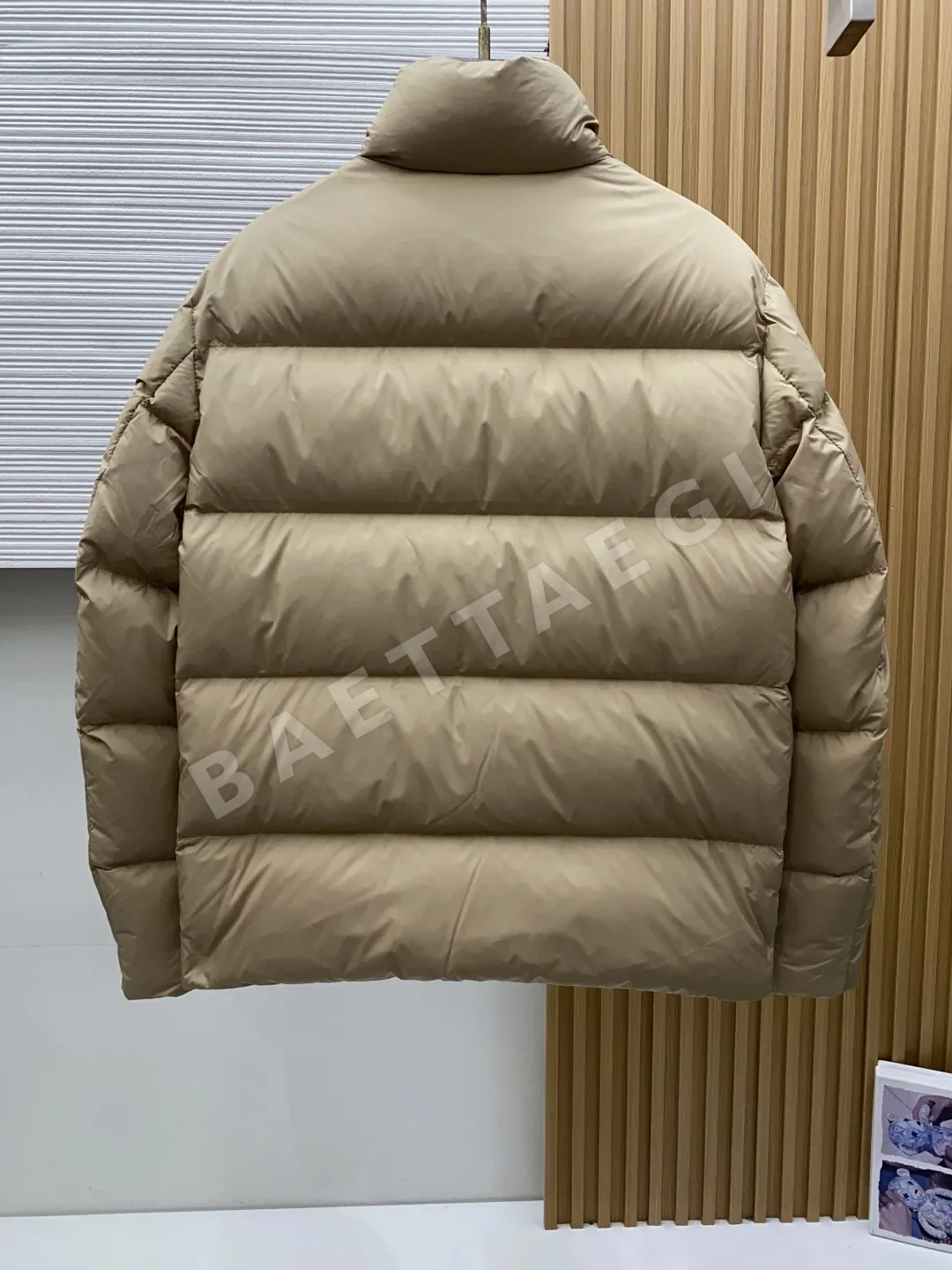 몽클레르 남성 덕다운 패딩 상세 이미지 10