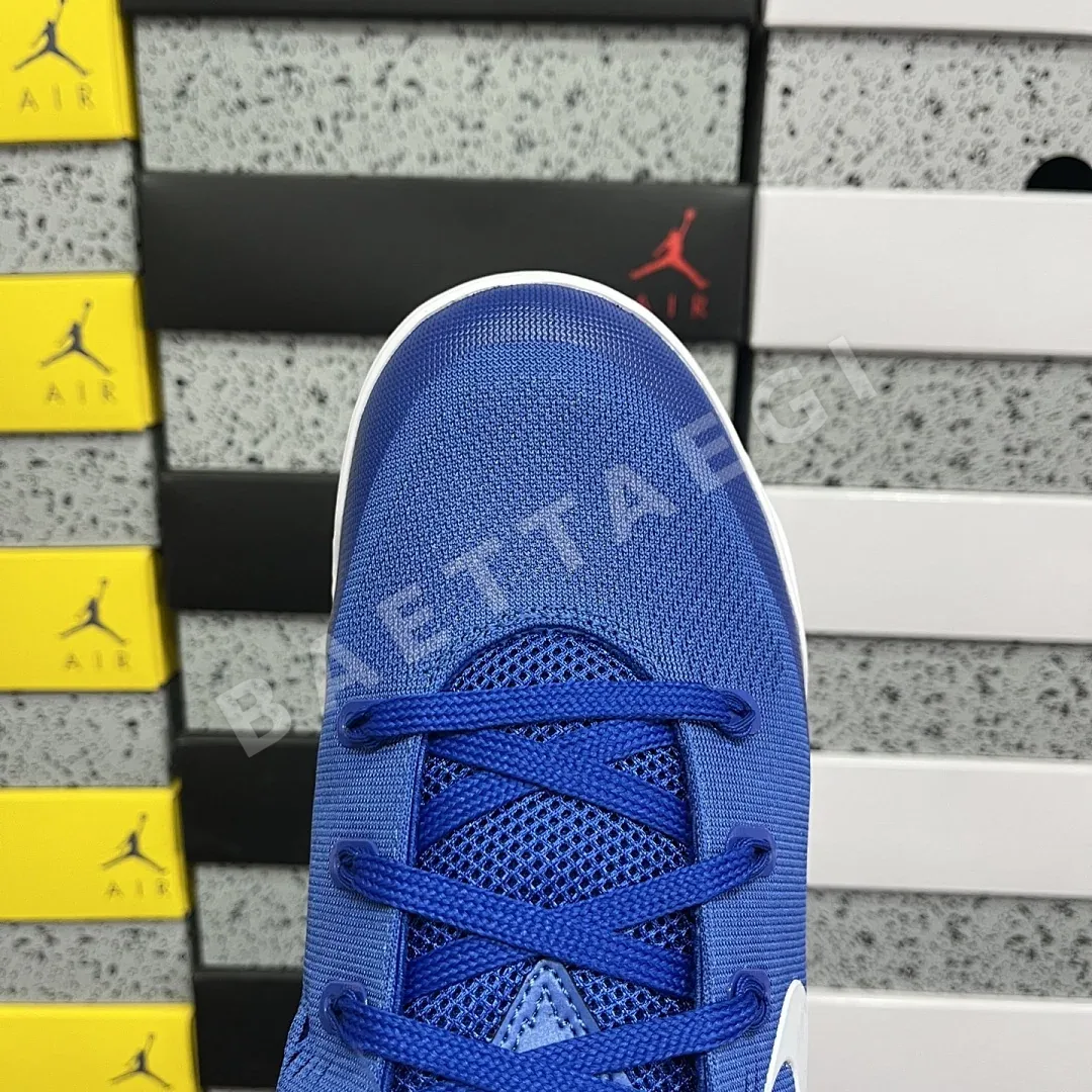 나이키 [S2] 코비 9 엘리트 로우 EM 프로트로 IH1401-400 201032 Nike Kobe 9 Elite Low EM Protro 상세 이미지 9