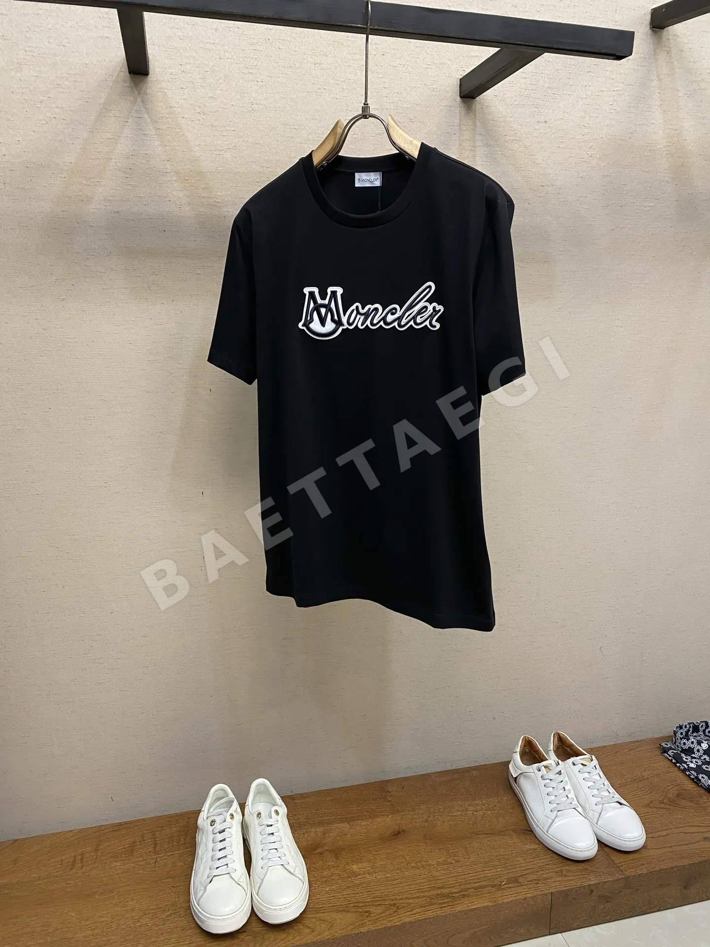 몽클레르 남성 반팔 48744
