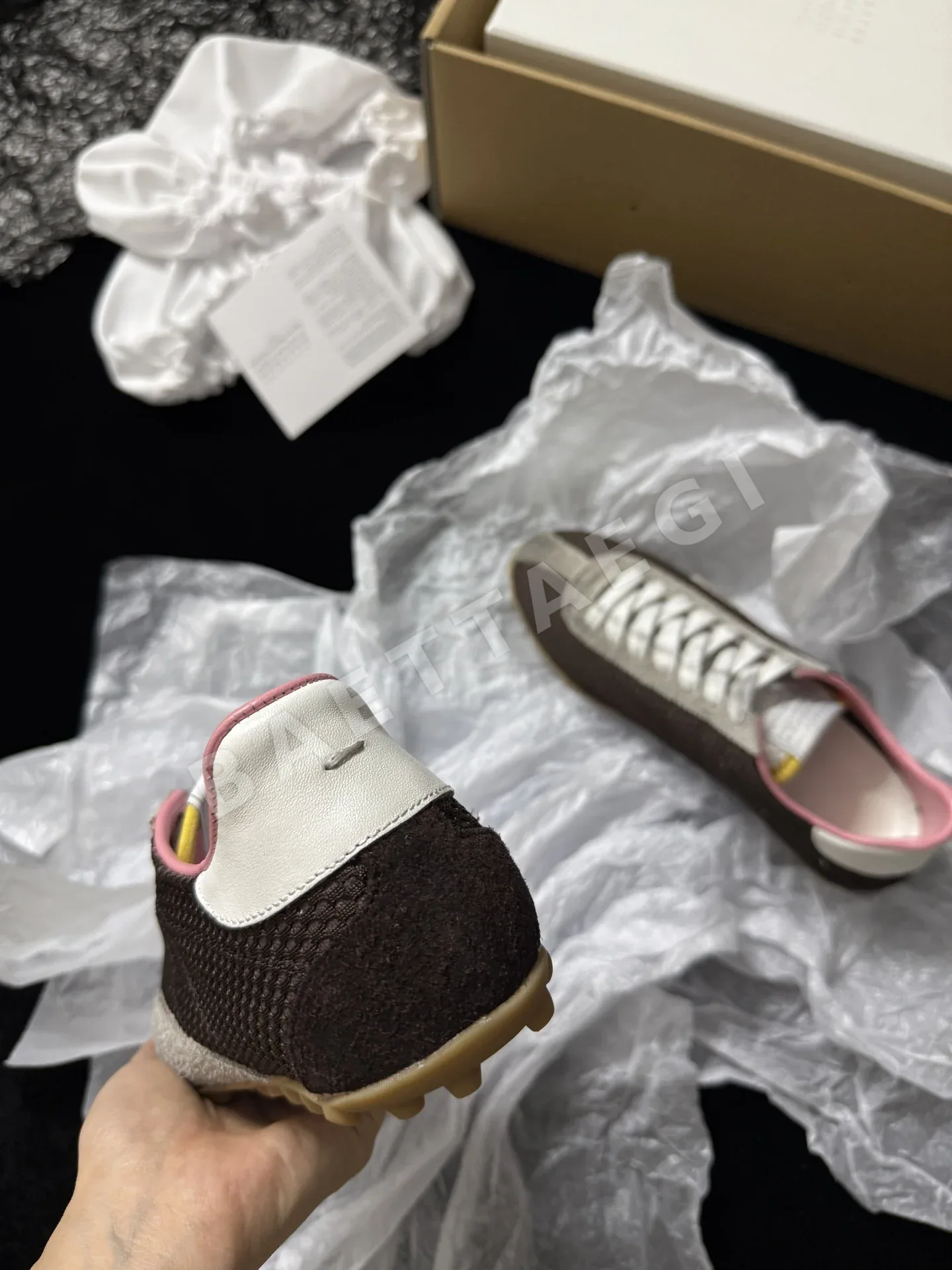 마르지엘라 MM6 레트로 패치워크 트레이닝 슈즈 상세 이미지 8