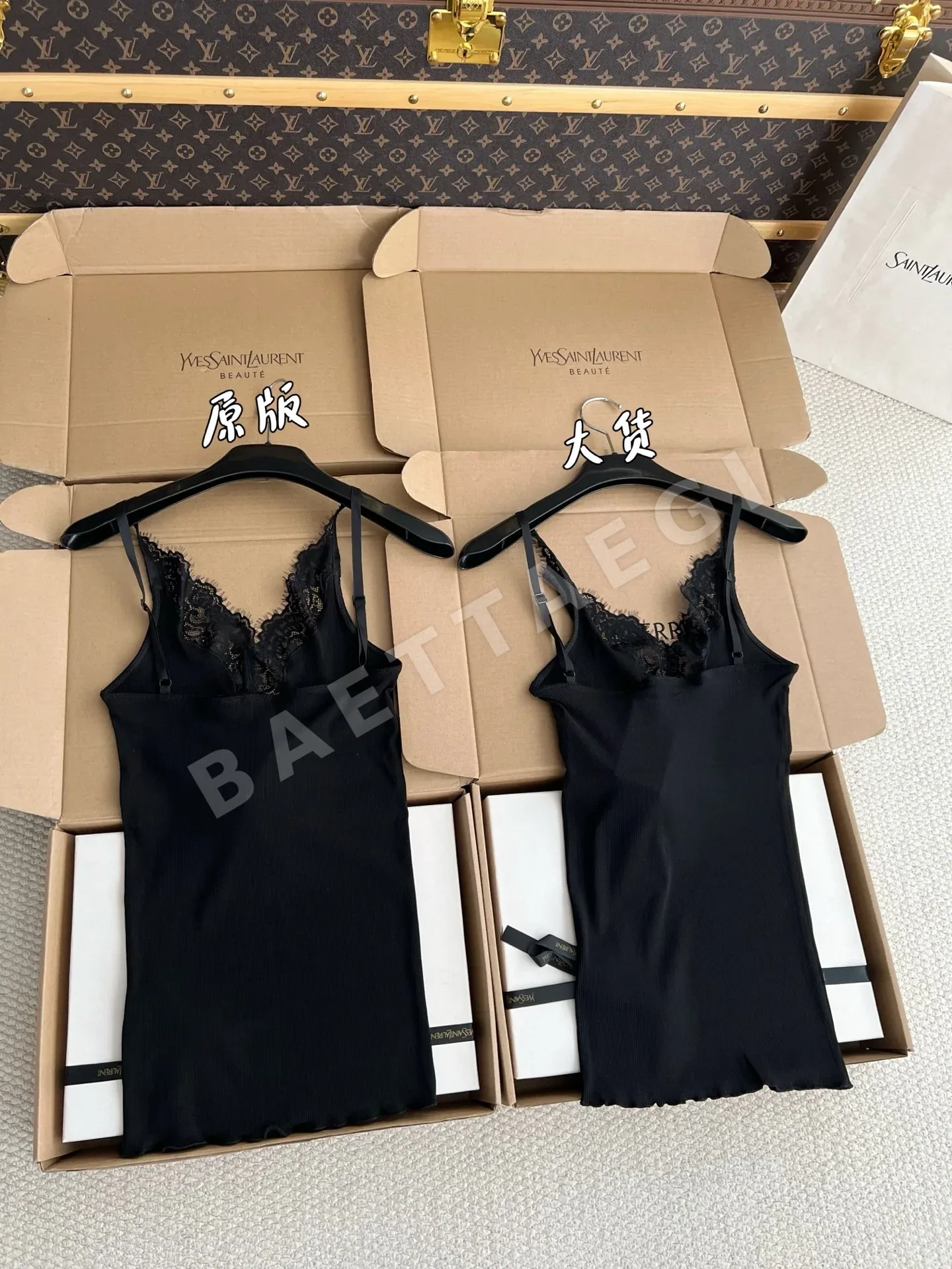 생로랑 여성 반팔 티셔츠 상세 이미지 2