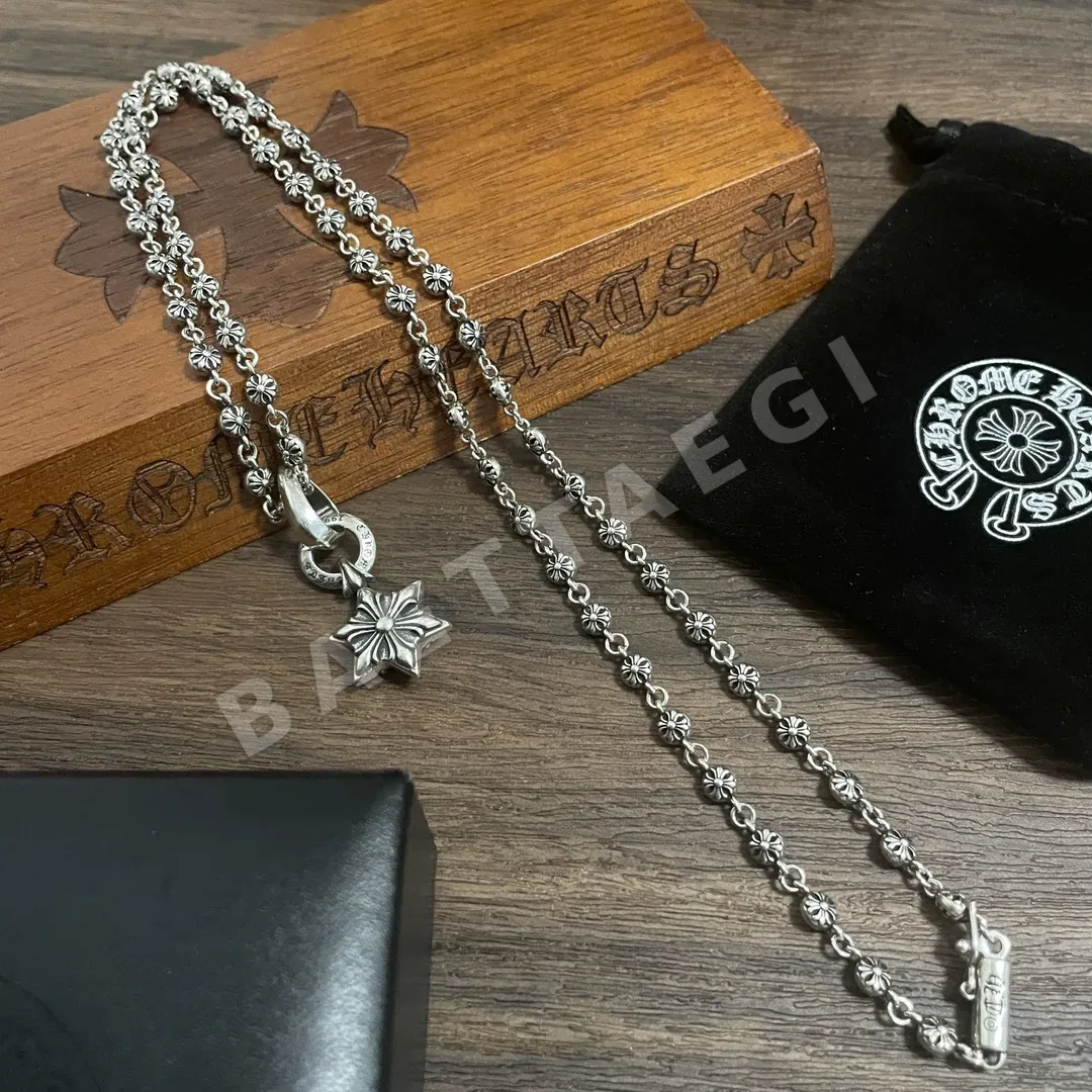 크롬하츠 클래식 레트로 육각형 스타 펜던트 목걸이 상세 이미지 4
