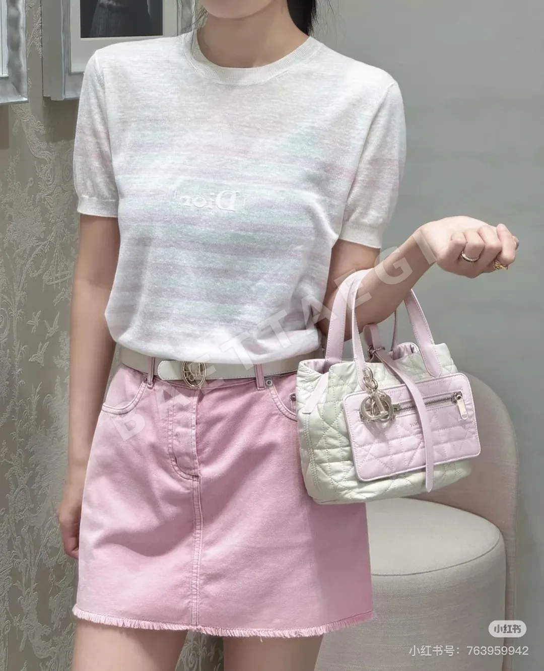 디올 린넨 혼방 스트라이프 니트 반팔 티셔츠 상세 이미지 3
