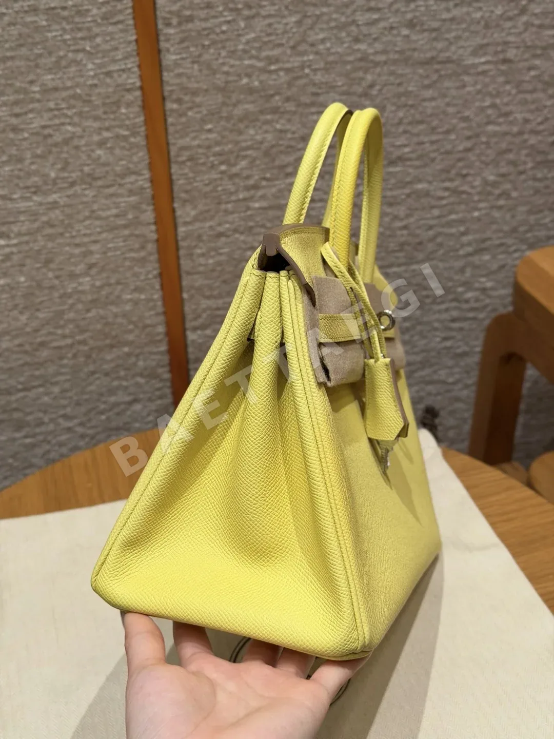 에르메스 버킨 25 라임 가죽 가방 상세 이미지 2