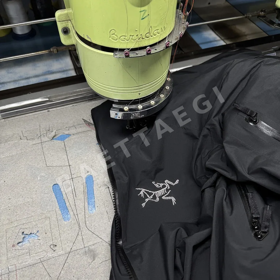 아크테릭스 [TZ] 마카이 자켓 블랙 200167 Arc'teryx Macai Jacket Black 상세 이미지 5