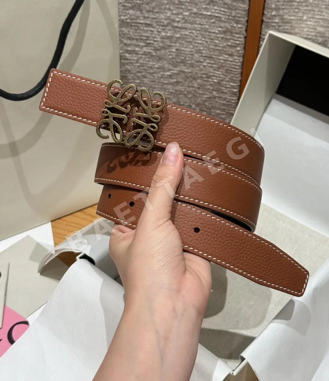 로에베 아나그램 리버시블 소가죽 벨트 상세 이미지 3