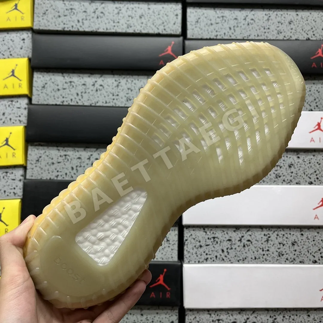 아디다스 [XQ] 이지 부스트 350 V2 EG7492 200778 Adidas Yeezy Boost 350 V2 True Form 상세 이미지 4