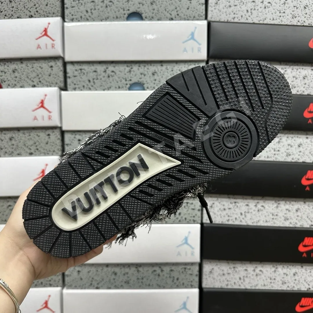 루이비통 [D1] V3 11 블랙 그레이 205865 Louis Vuitton V3-11 상세 이미지 4