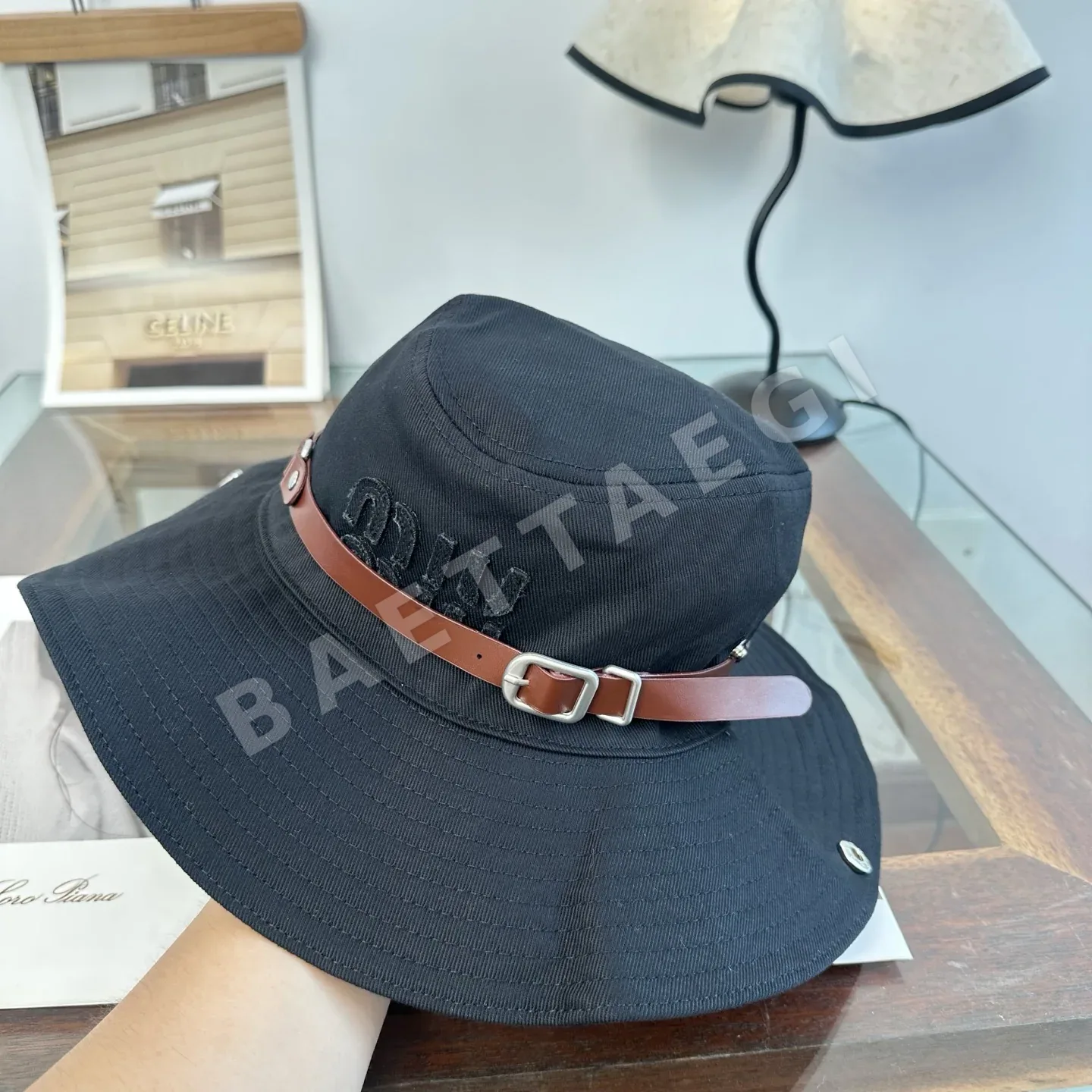 미우미우 버킷햇 모자 상세 이미지 4
