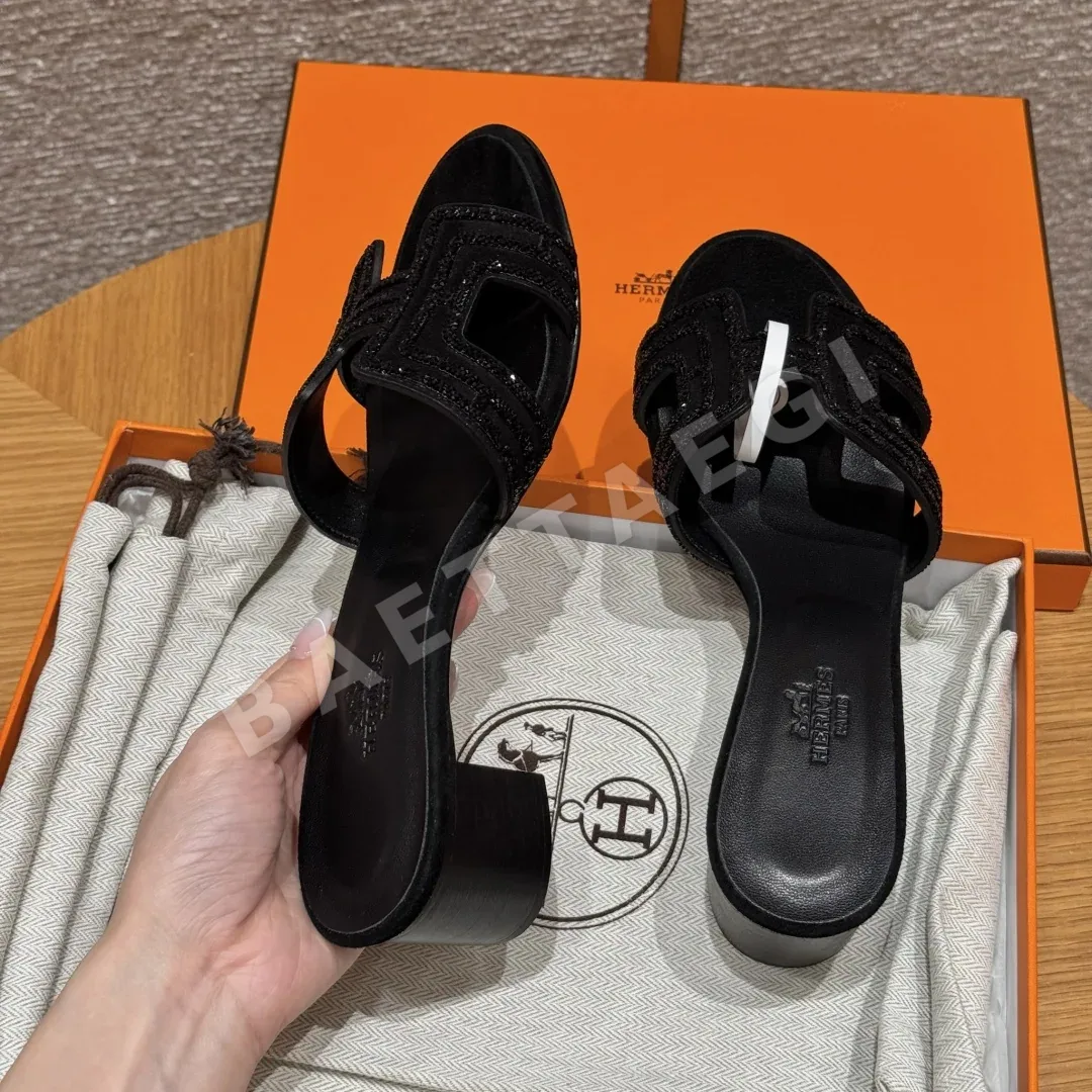 에르메스 오아시스 샌들 블랙 스웨이드 하이힐 상세 이미지 5