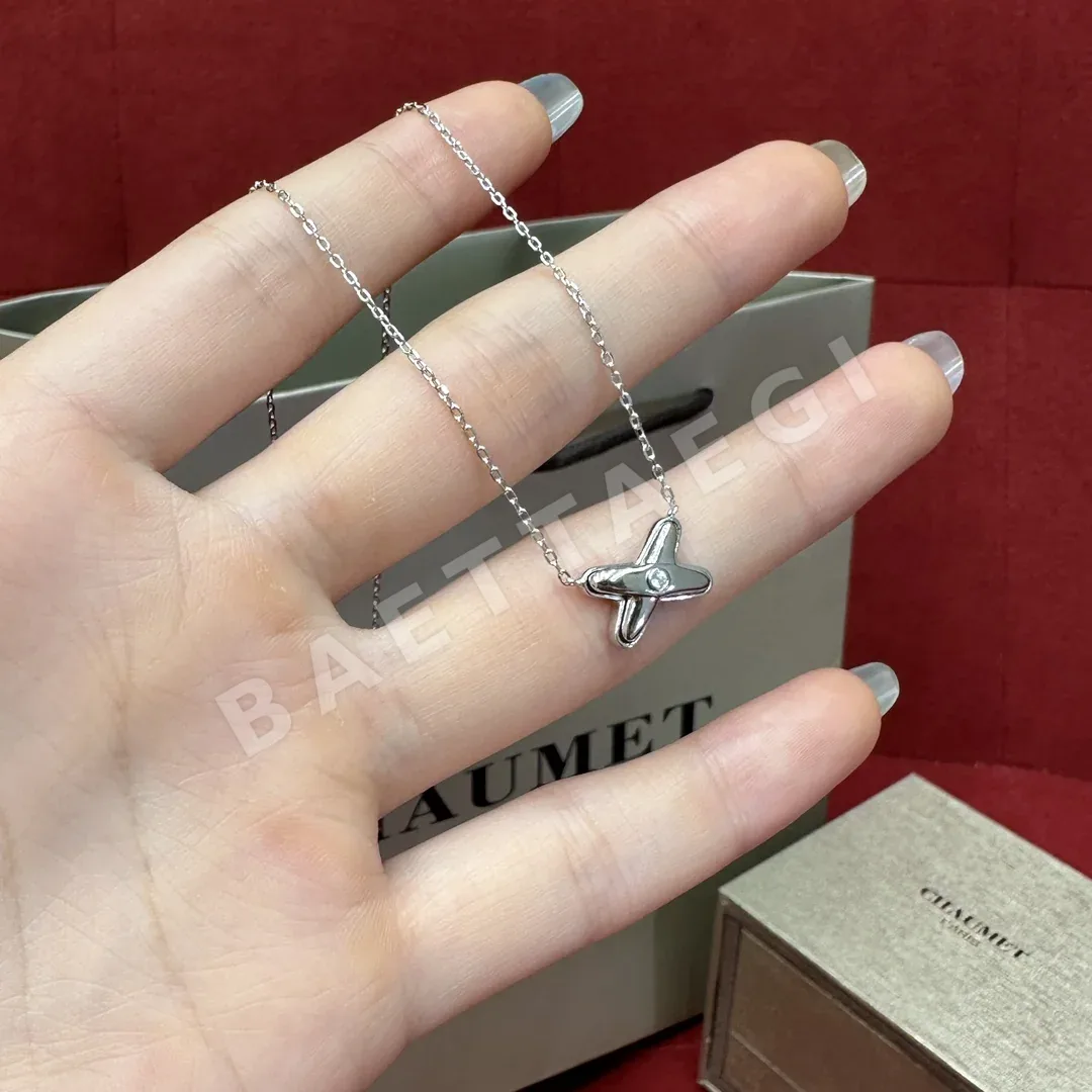 쇼메 크로스링크 라인스톤 목걸이 178258